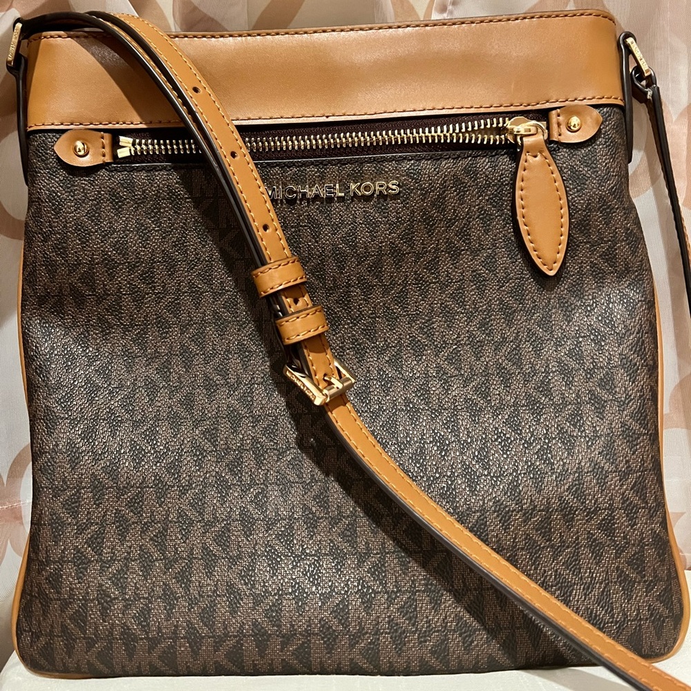 AUTHENTIC Michael Kors Crossbody Handbag — Dark Chocolate/Chestnut MK Pattern